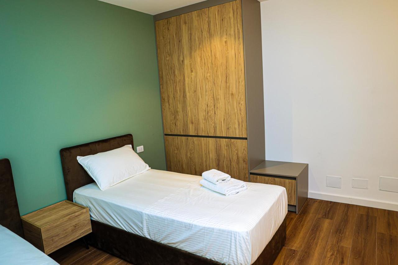 Hotel Riviera Palace Shëngjin